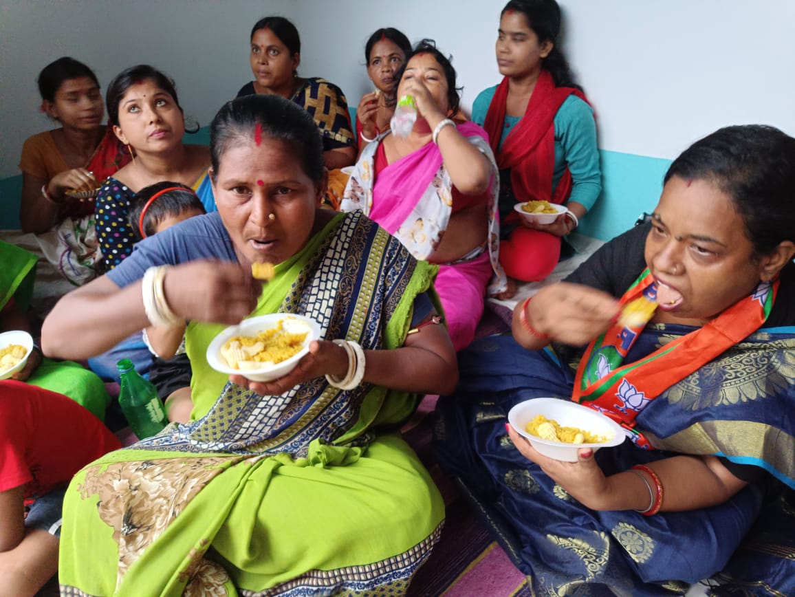 BJPMM4Bengal's tweet photo. দক্ষিণ দিনাজপুর জেলার ভারতীয় জনতা পার্টির মহিলা মোর্চার পক্ষ থেকে মিলেট উৎসব পালন করা হলো।
#myfavouritemillet
#internationalyearofmillets2023 https://t.co/t27cCk9zh6