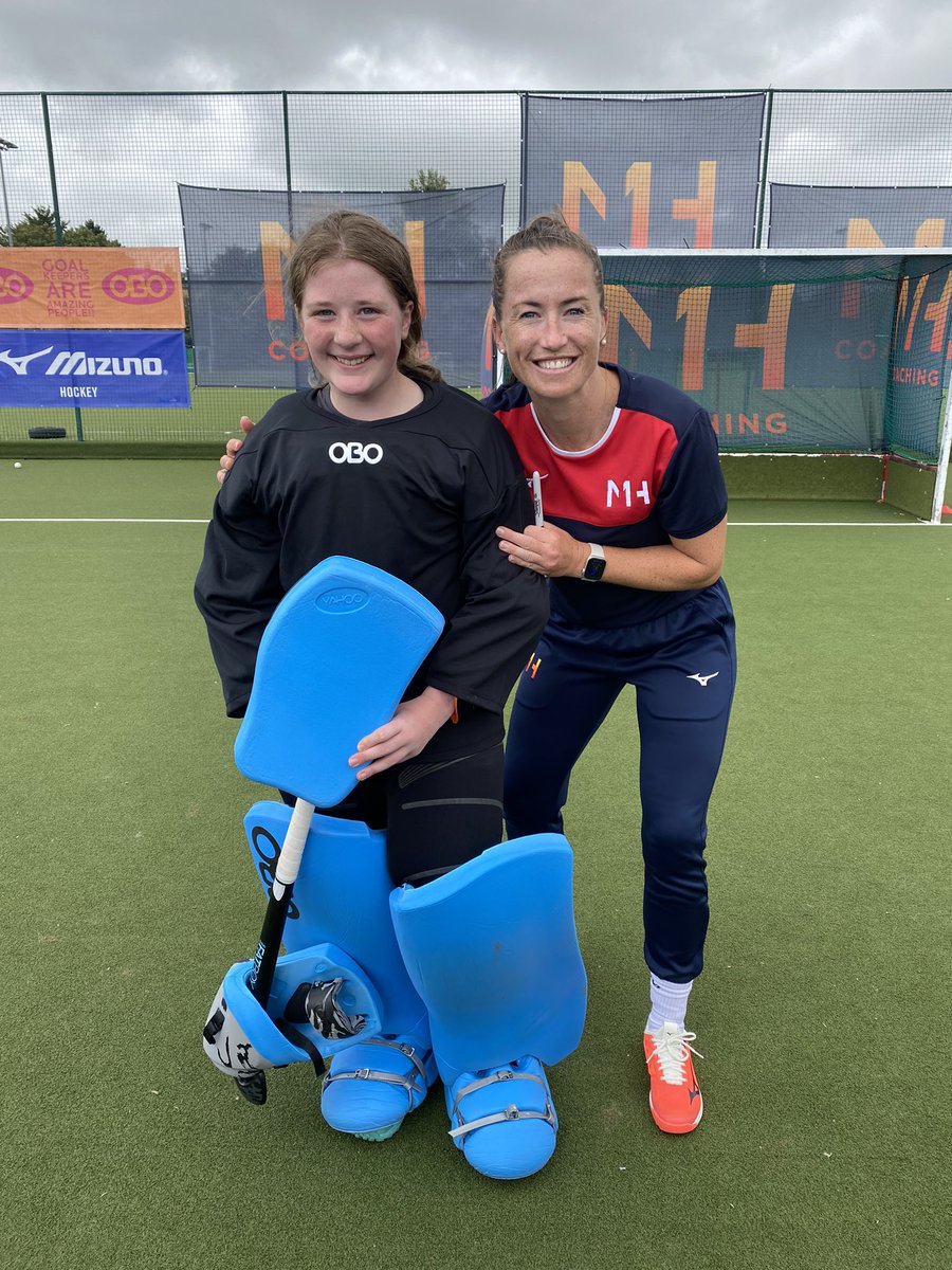 I have had the best day learning from amazing coaches! I even got to meet @MaddieHinch @mh1_coaching thank you so much, the day has really inspired me! I can’t wait until I’m one day playing for my country 😅 @OBOhockeyUK
