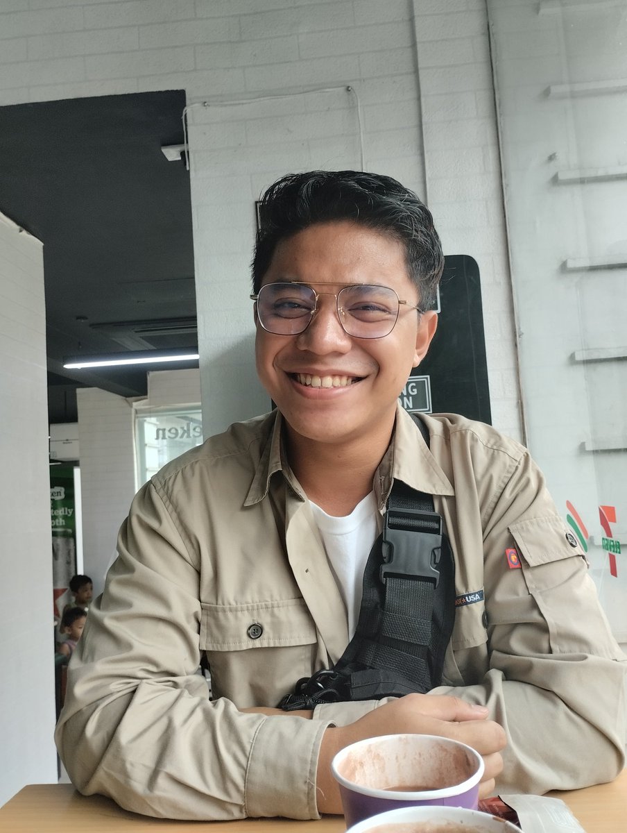 luwisejera's tweet photo. 😁🙂 https://t.co/UvnLXlxNih