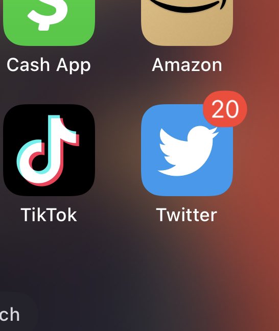 Itzdeabtw's tweet photo. @thatgirllcait mine still say twitter 🧍🏽‍♀️ https://t.co/nPadVihjBO