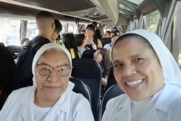 QuieroserMD's tweet photo. Las MD se ponen en camino desde diferentes lugares para compartir VIDA Y EXPERIENCIA en n la #JMJ23 allí nos vemos. 👋🏾 https://t.co/1JDTpkmKe6