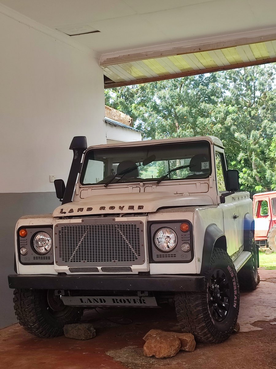 Mythicalstrangr's tweet photo. Hidden gems of Kericho 😍
Found these two clean builds at my aunt's house https://t.co/iXg3LjGDFO