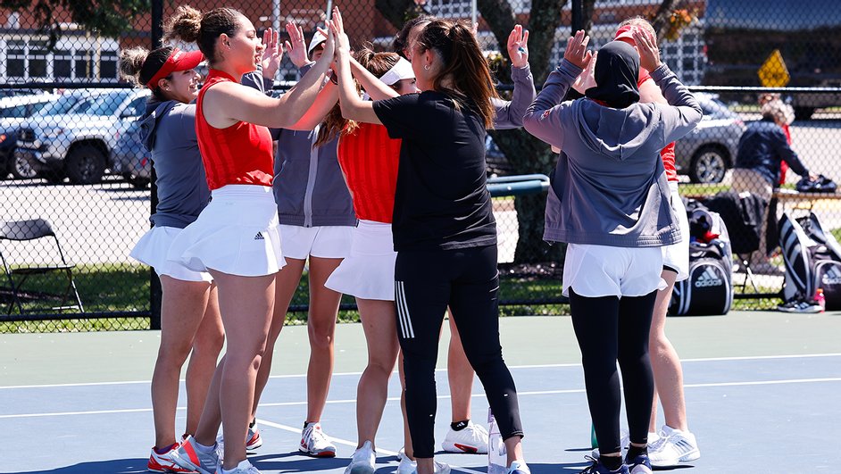 RUAthletics's tweet photo. #ScarletSpotlight: @RutgersTennis
πΎ First B1G Tournament win under Ritchie
πΎ Best start since 2018
πΎ ITA All-Academic Team
πΎ Badawi receives ITA Northeast Sportsmanship Award
#yeaRinReview https://t.co/cddQFYUARL