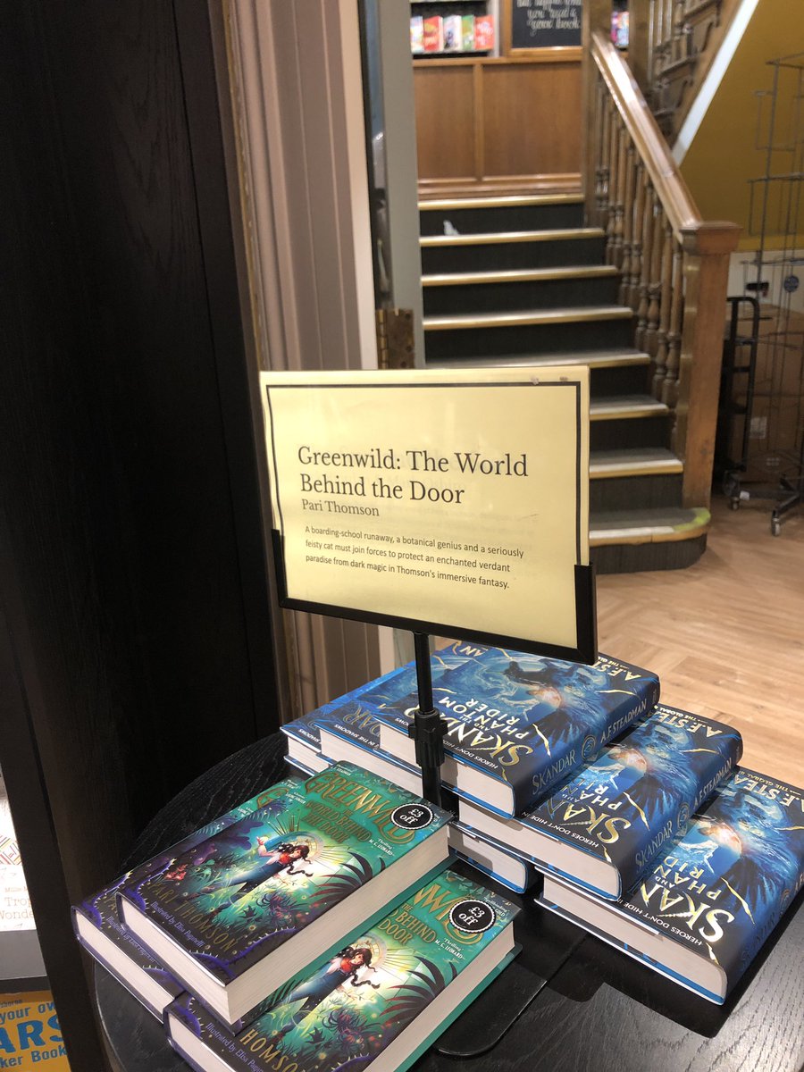 PariThomson's tweet photo. I was in Oxford this weekend and I was so delighted to see #Greenwild in @WaterstonesOxf and @blackwelloxford. Just look at this magical tree in the Westgate centre Blackwell’s! Thank you for letting me sign copies, lovely booksellers! 🌿✨
🎨@elisaupsidedown 
📚@MacmillanKidsUK https://t.co/3pp8zobcnN