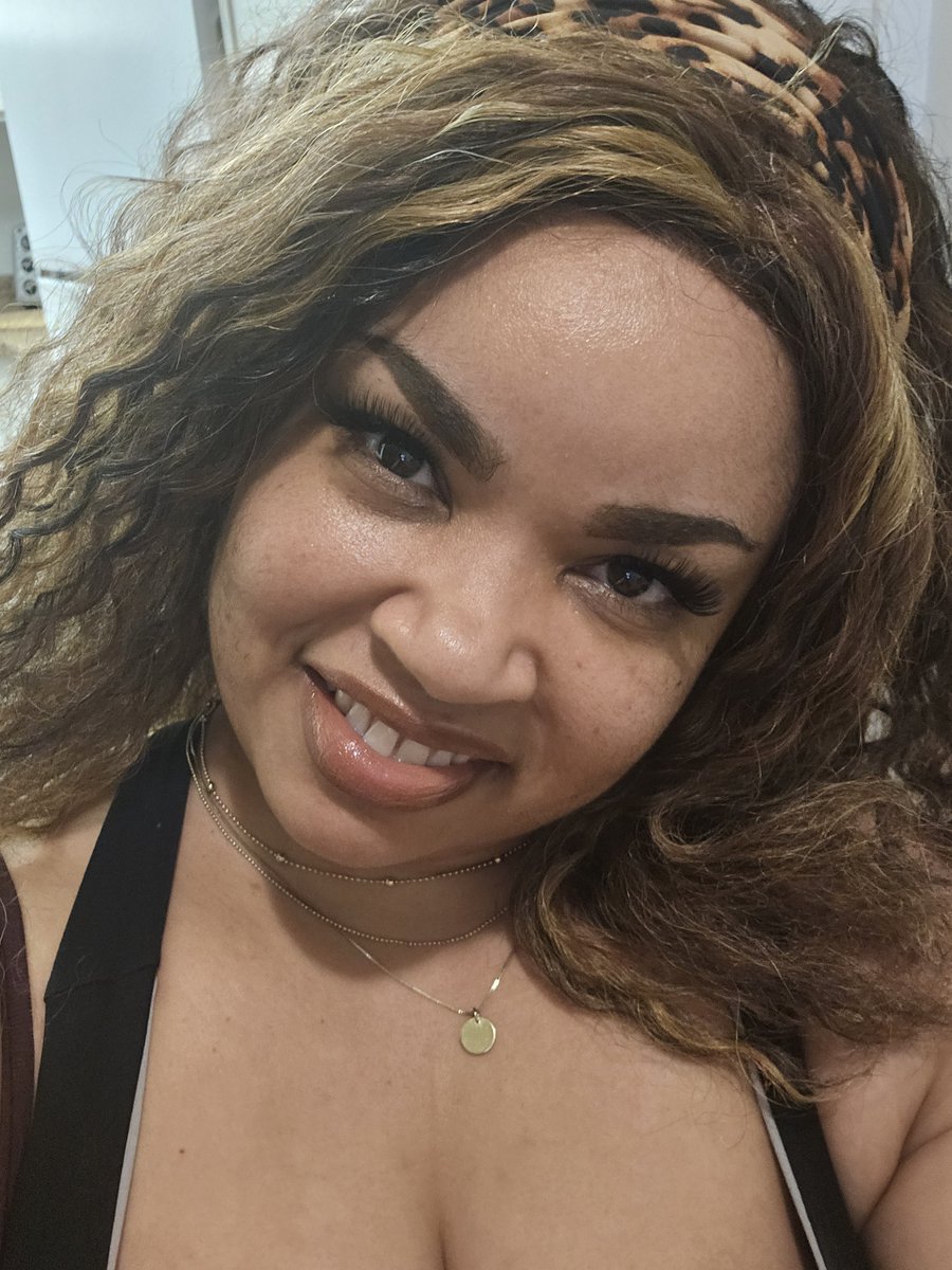 seven_gemma's tweet photo. Who wants to play? 😍 Join me now @Stripchat 👉 https://t.co/dFnyJeLJMG #stripchat #stripchatlive https://t.co/TC73OlxcTV