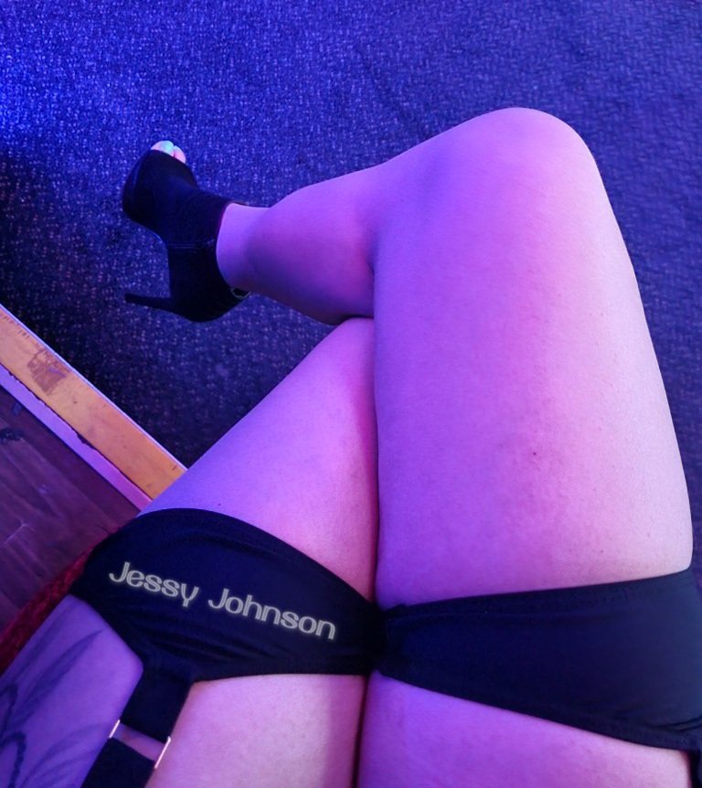 itsJessyjohnson's tweet photo. Msg for feet pic's 
#feetcontent #feetpicsforsales #cashapp #onlyfans https://t.co/eseeHxGByQ
