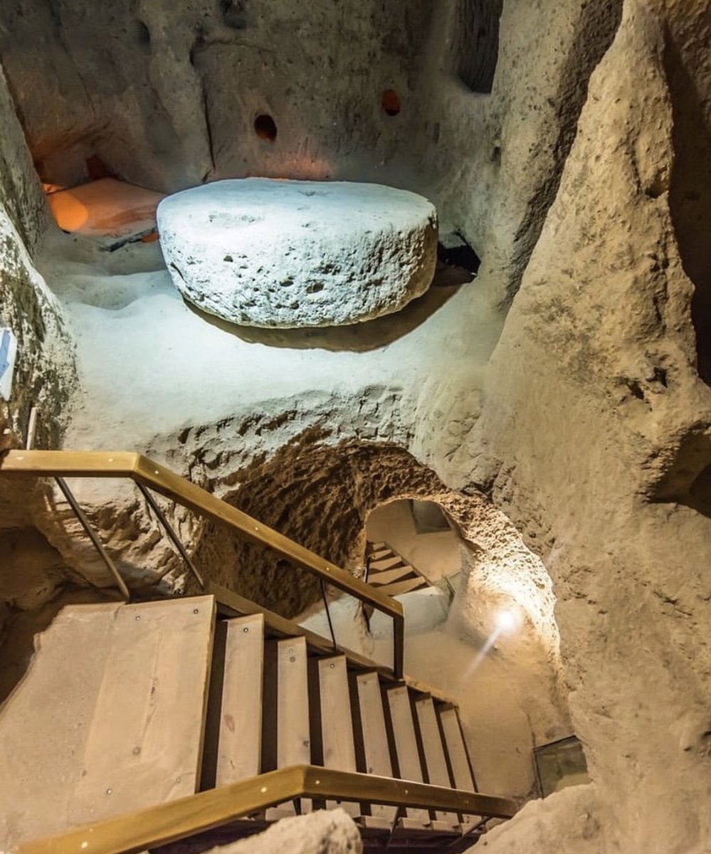 Historic Vids tweet media