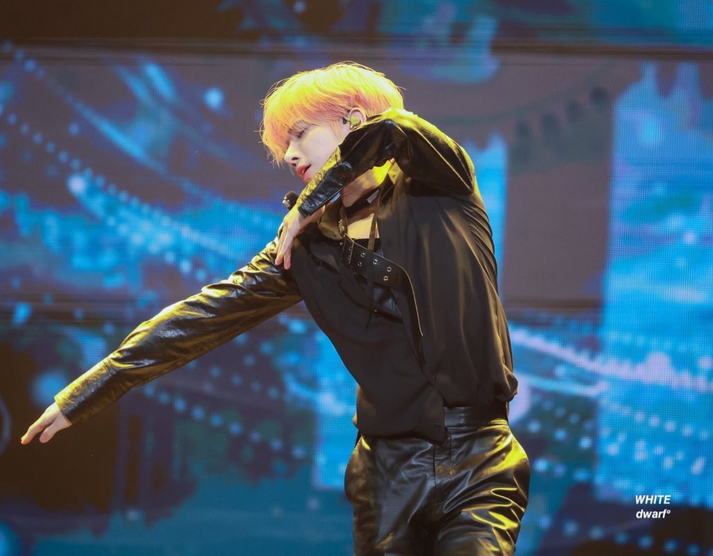 hi this is an account dedicated to posting pics/clips of our #태현! rt to spread