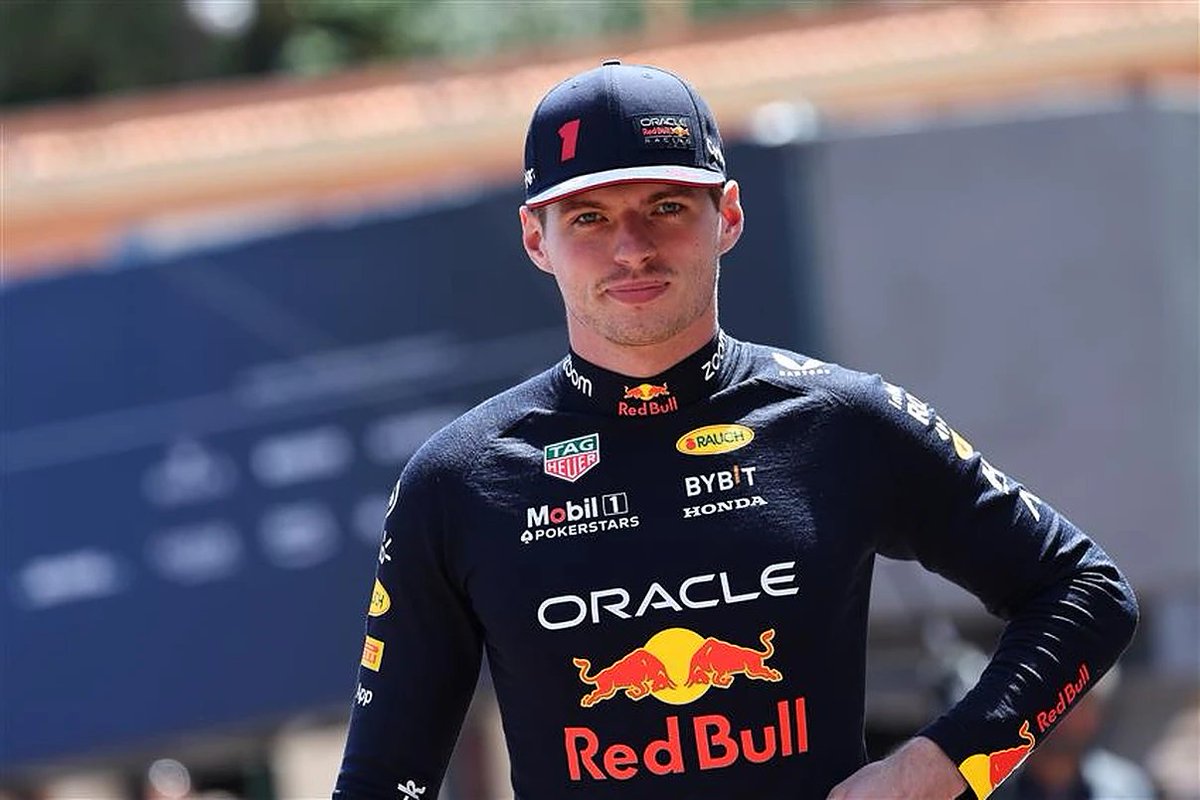 truth8hurts's tweet photo. Nobody can beat Max Verstappen in RB19 itself.

Pure dominance!! 🎯

#F1 #BelgianGP https://t.co/eirEwK1brM