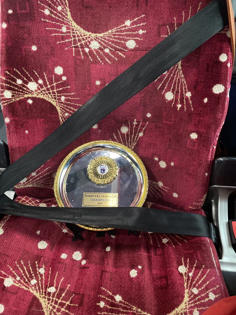 BenParker_HKR's tweet photo. Not a bad Sunday.

Safety first

#UpTheRobins🔴⚪️ https://t.co/TnllB5VoFD
