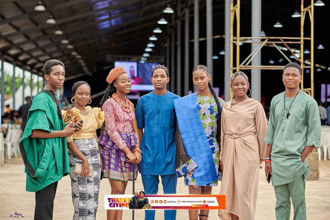 GICfamily's tweet photo. Beautiful faces arriving for Thanksgiving service. God has been gracious to us in July! π₯° We came to say THANK YOU in community! Peep the excitement on our faces as we stepped into His sanctuary today...
#gicfamily
#sundaysatgateway
#julythanksgiving https://t.co/a5RVhz4S1P