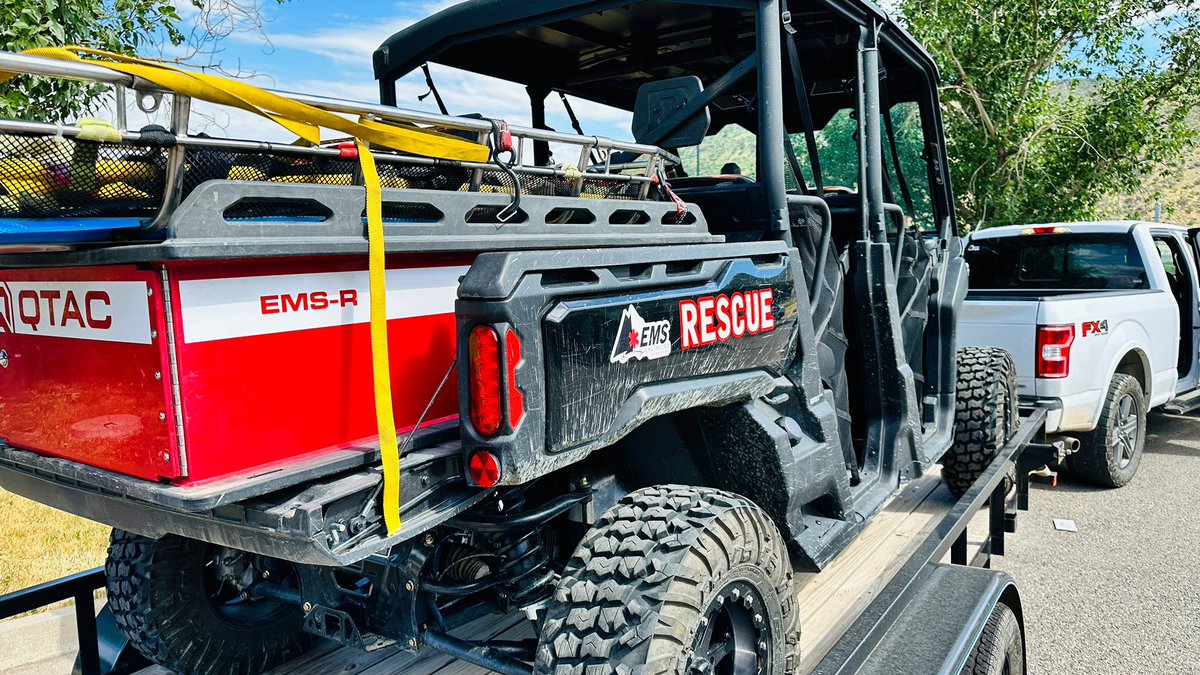 ems_unlimited's tweet photo. Safe travels to the #emsunlimited team that just got checked in for #lowlinefire - safe travels and thank you for serving the #wildlandfirefighters - #allthingsEMS #doitagaintomorrow .
.
#crestedbutte #gunnisoncolorado #colorado #wildfires #emslife https://t.co/2ZXFfzSxyu