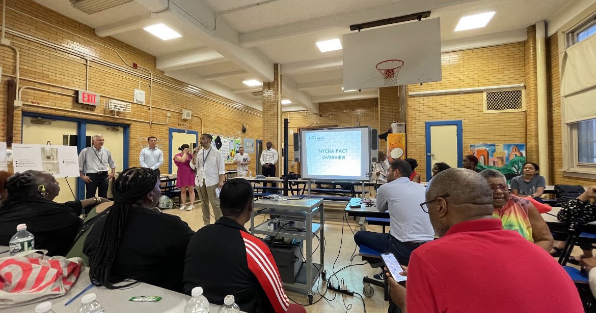 CMAmandaFarias's tweet photo. My office joined the #SackWern community for this week’s resident meeting to discuss how the PACT process is moving along, see the units, and hear feedback.
It’s critical that we all stay involved in the PACT process to ensure the best outcome for residents & our community. https://t.co/j0Y8sB8Yqx