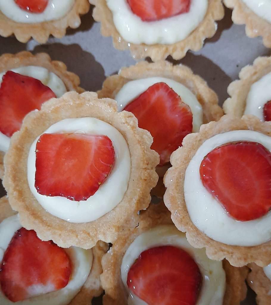 gabole di tweet media