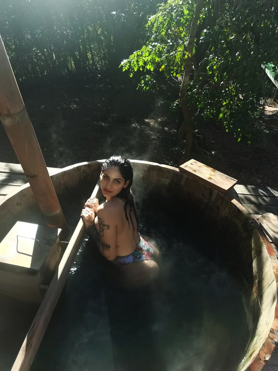 asheh_ash's tweet photo. Rt ♡ 😘 
Se acaban los espacios https://t.co/GfySPHRmSD https://t.co/99RmqTLLjD