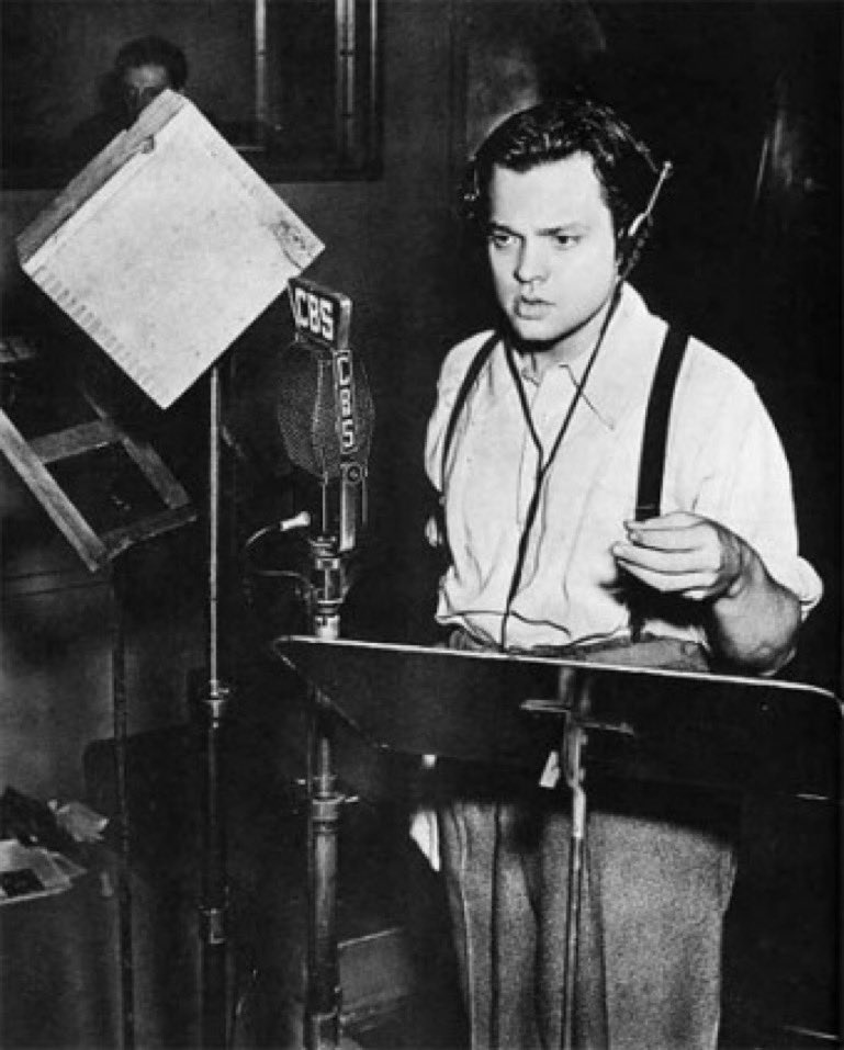 On October 30, 1938, Orson Welles, a young American actor and director, broadcasted a radio adaptation of H.G. Wells' novel The War of the Worlds, which depicted an invasion of Earth by Martians.

The broadcast was presented as a series of realistic news bulletins that