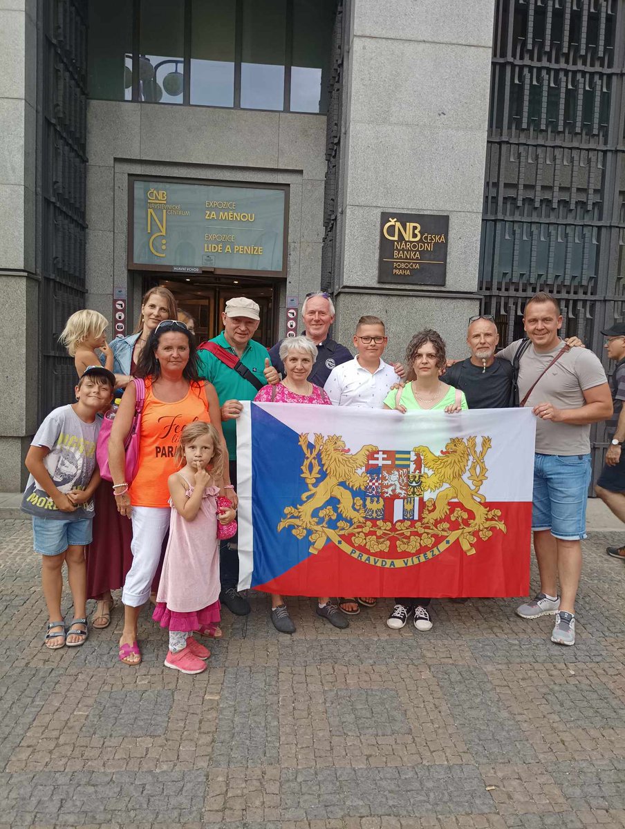 CSNVDomovina's tweet photo. Stále se něco děje, systematicky, vytrvale, neústupně směrem k obnově právního státu Československé republiky.
#československo #obnova #právnístát https://t.co/BBhc5YOvh0