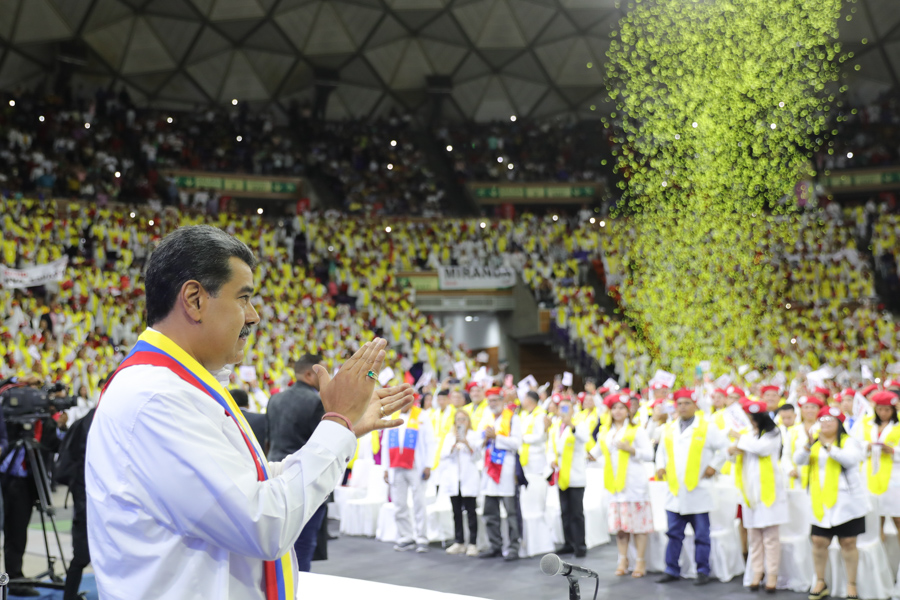 #NotiMippCI 📰🗞| 4.238 nuevos profesionales se suman al Sistema Público Nacional de Salud. Lea más ⏩ acortar.link/sCGFiK
#VenezuelaTierraProductiva