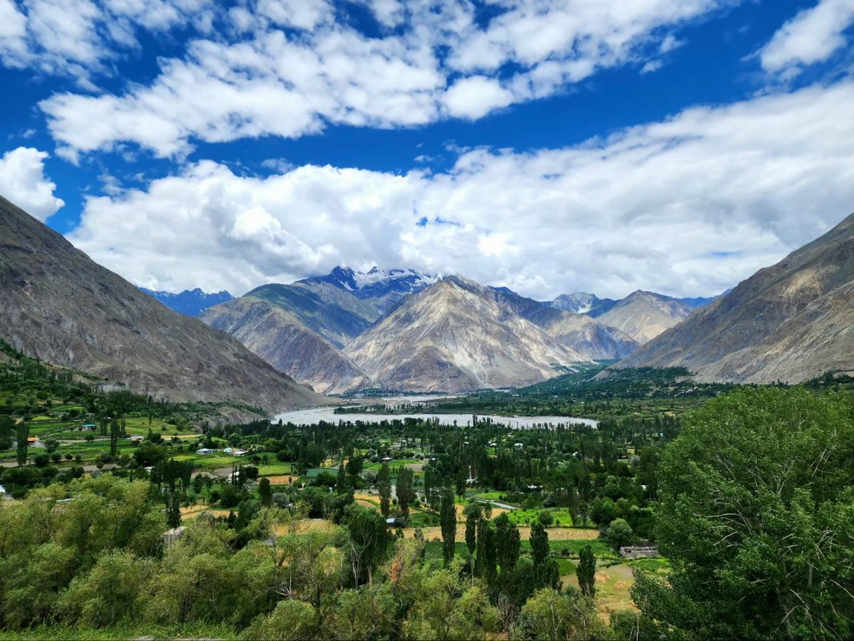 basitkhan1011's tweet photo. Tour de Ghizer
#Fortheloveofmountains
#ABClicks
#ghizer https://t.co/MHdTRgujSL
