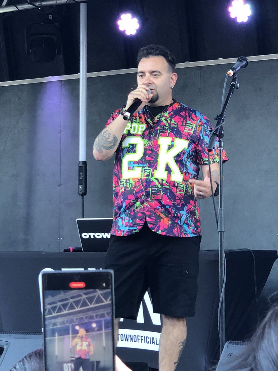 👑 Mrs. Bozzie tweet media