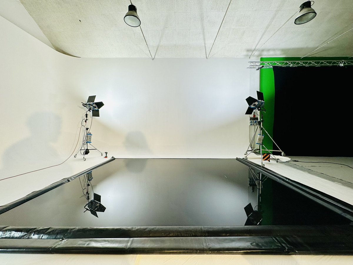 PatellidK4's tweet photo. Swimming “studios” https://t.co/dEoo8nN9R2