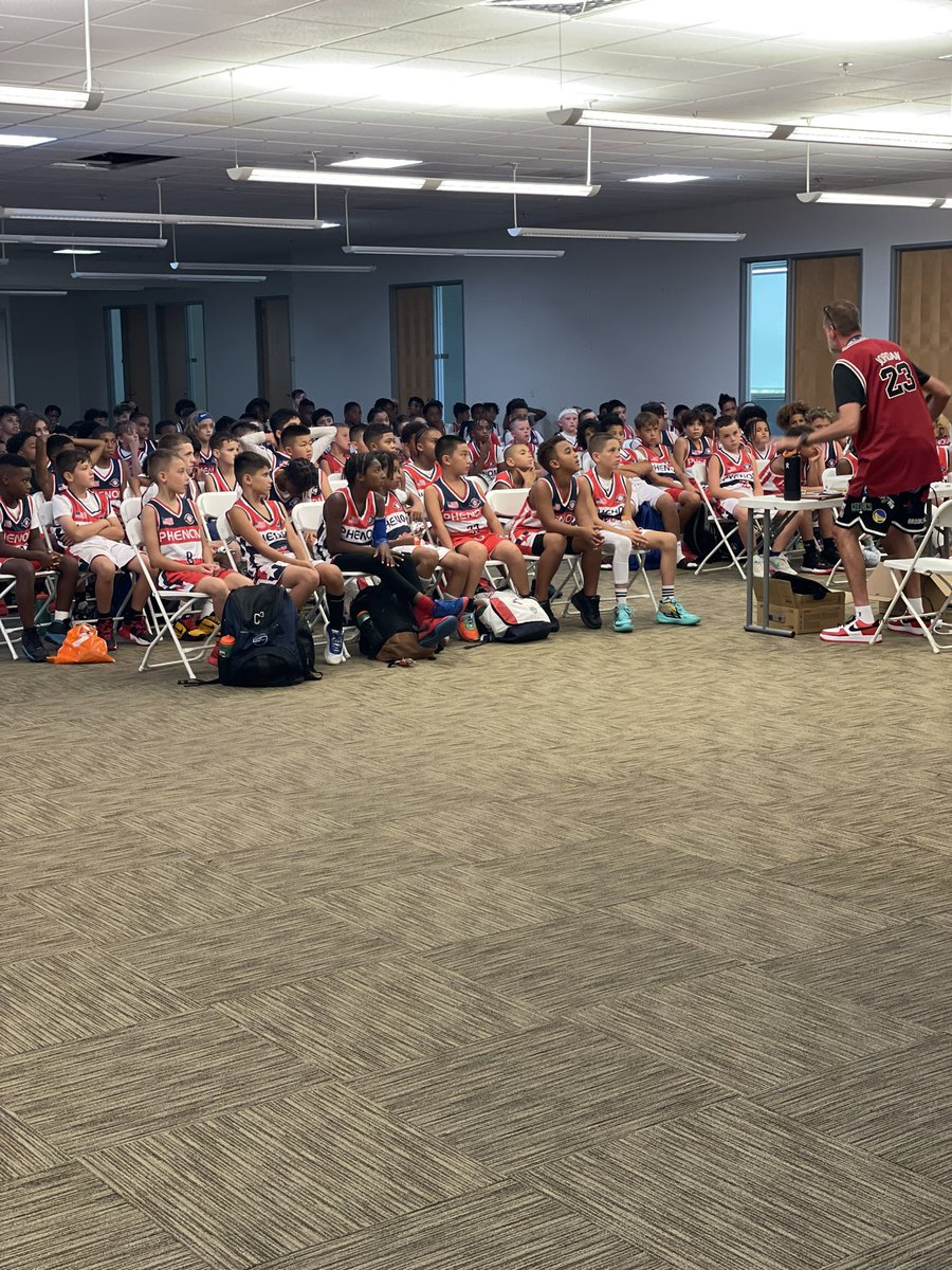 allan_tuck's tweet photo. Never seen a camp with this many kids (794 to be exact) be so organized. Big shout out to @nikestore and @PhenomAmerica for putting on a great experience for the youth‼️ https://t.co/UezahSWQl4