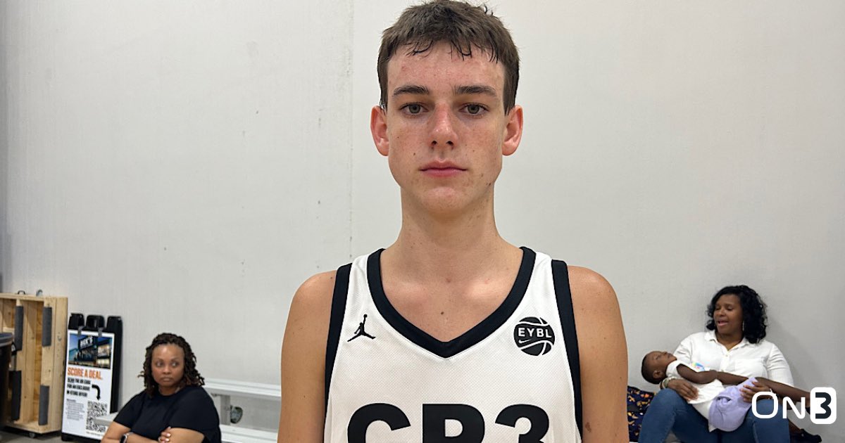 Cole Cloer, trending as one of region's top 2026 prospects, is seeing his recruitment pick up after winning Nike’s 15U Peach Jam 🔥

READ: on3.com/news/cole-cloe…