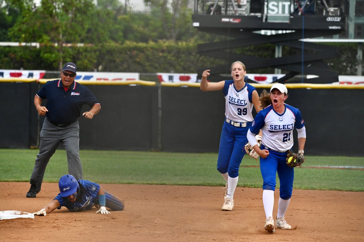 AMCCOY_99's tweet image. There is no way to describe playing the PGF Premier Championship.
I’ve never been more thankful. It was the most amazing thing I’ve been a part of!
Thank you @PGFnetwork 
Thanks to our Coaches!
Thanks to the Coaches that watched all week!
@ejonesrockchalk @IggyByrn @SelectFP06