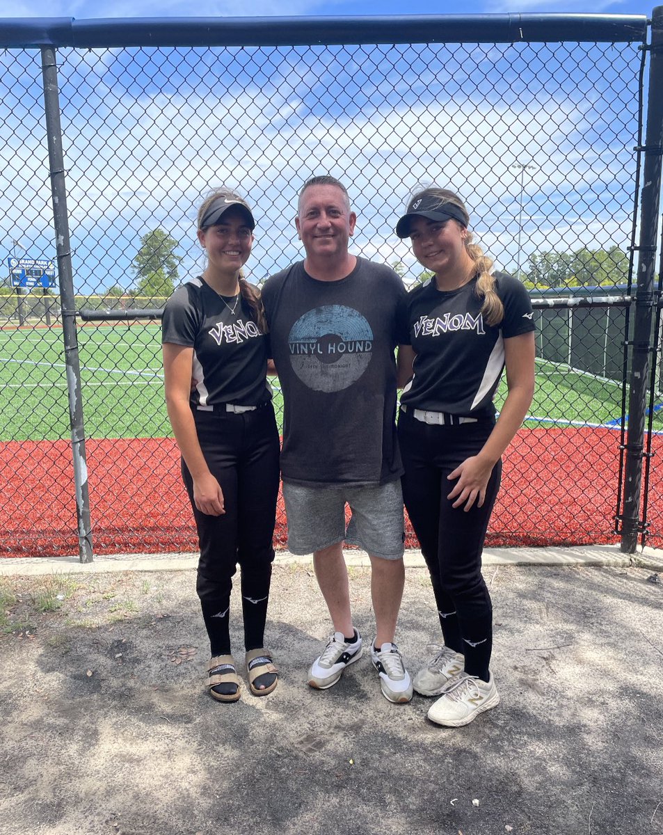 TaylorMont42's tweet photo. sad to say my club softball chapter has come to an end. Thank you to NJ Venom for providing a program that has become part of my family and created so many memories for the past 5 years💜💜💜💜 https://t.co/wXswzNLGcr