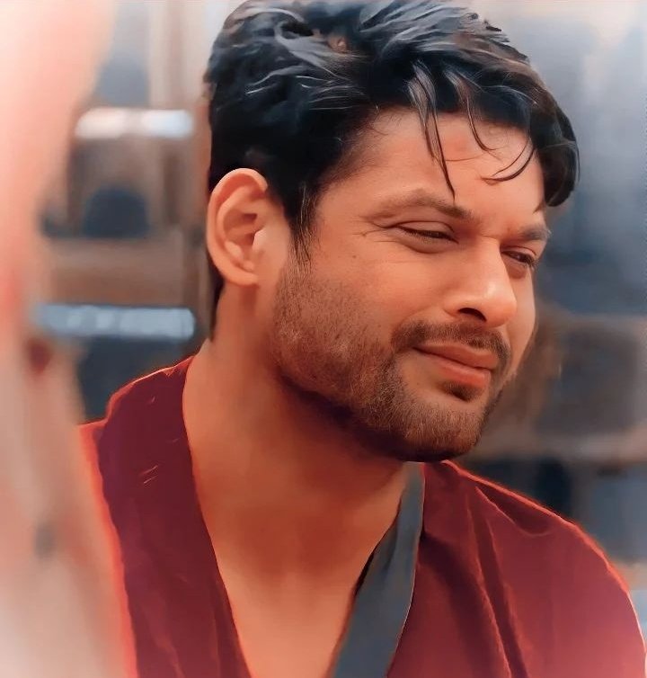 TheHottestDevil's tweet photo. Kaash #BB13 ke time pe bhi livefeed hota 😭
Dori wori chodo kya kya nhi milta bc 
#SidNaaz https://t.co/zPxcSE8KiJ