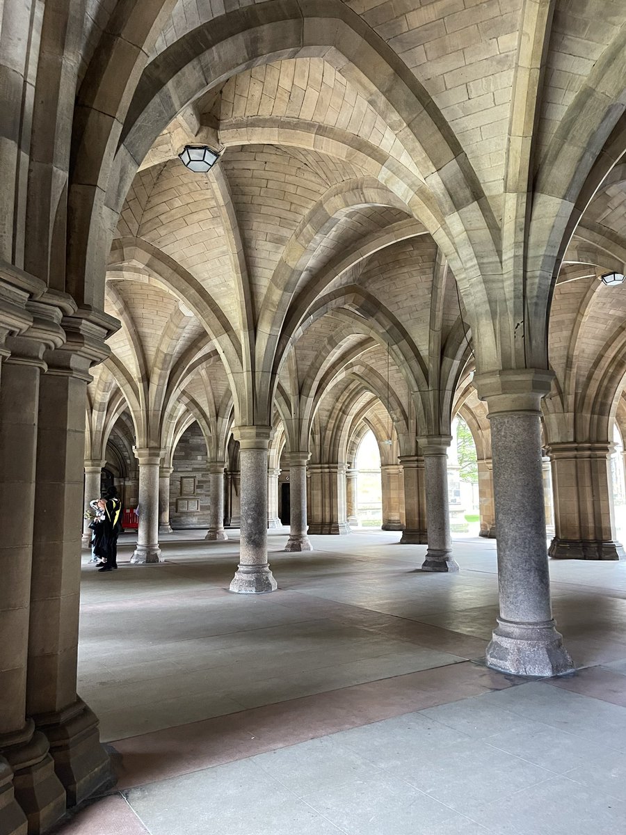 notreallyme62's tweet photo. Well another day another university visited. This time Glasgow ???? Just down to 3 now 🤔. #university #glasgow https://t.co/Fe9oqtUHOA