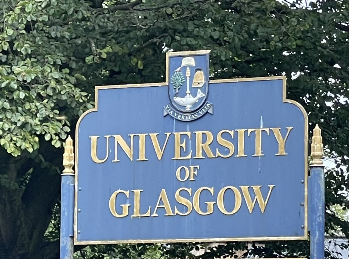 notreallyme62's tweet photo. Well another day another university visited. This time Glasgow ???? Just down to 3 now 🤔. #university #glasgow https://t.co/Fe9oqtUHOA