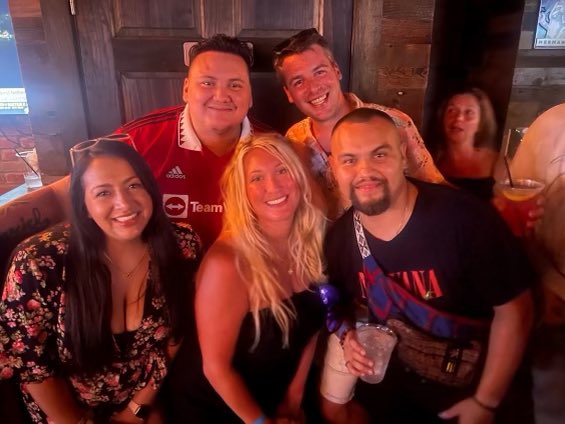 Cris_Leonel7's tweet photo. One of the best weeks i have had awesome visit with TP and a awesome manager wellbeing outing @Chilis #ChilisLove #773 #853 https://t.co/OYYVf5rEE2