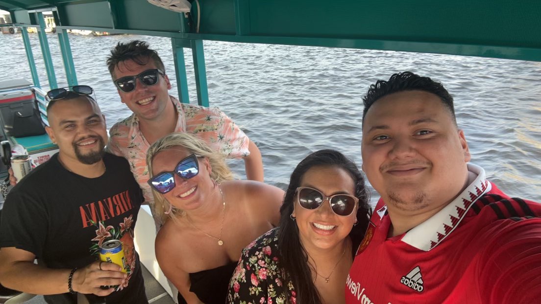 Cris_Leonel7's tweet photo. One of the best weeks i have had awesome visit with TP and a awesome manager wellbeing outing @Chilis #ChilisLove #773 #853 https://t.co/OYYVf5rEE2