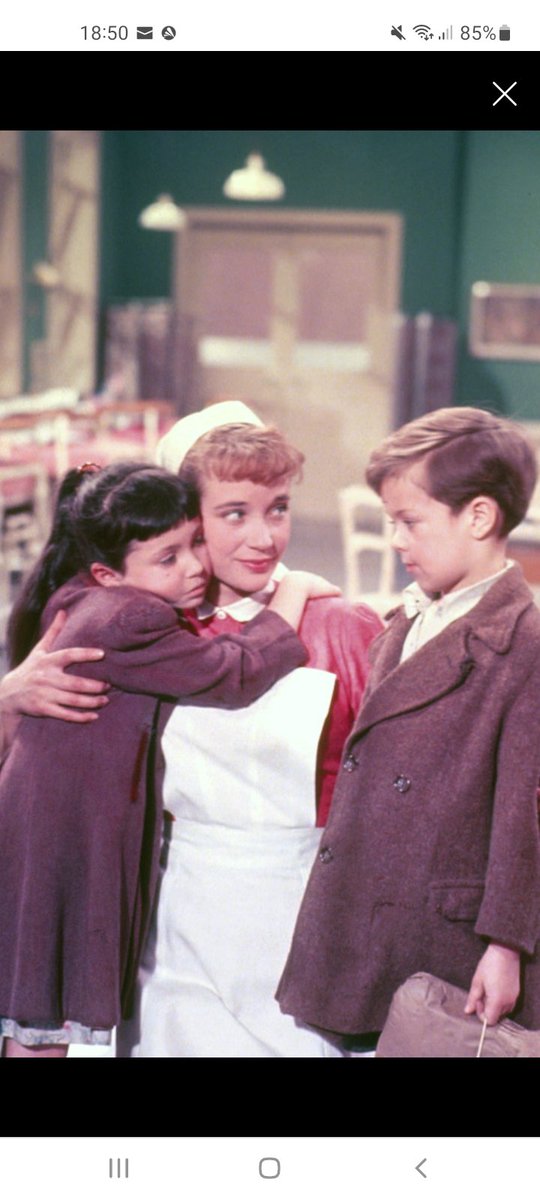 Lost_In_Films_'s tweet photo. Watching No Time For Tears #AnnaNeagle #SylviaSyms #JoanHickson #JoanSimms on @TalkingPicsTV https://t.co/oZotxVcAf4