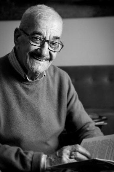 alperatalan's tweet photo. Ah Güzel İstanbul, Deprem, Tatar Ramazan, Asiye Nasıl Kurtulur, Vesikalı Yarim, Dila Hanım, Tatlı Nigar gibi klasikleşen filmler başta olmak üzere toplam 395 filmin senaryosunu yazmış büyük usta Safa Önal aramızdan ayrılmış. Allah rahmet eylesin. #safaönal https://t.co/FzjGujoRKa