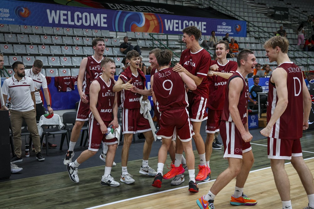 🇱🇻 Latvia beats Belgium (75-69) and triumphs at the U18 Division B European Championship. Next year both of these National Teams will return to compete on the biggest stage.