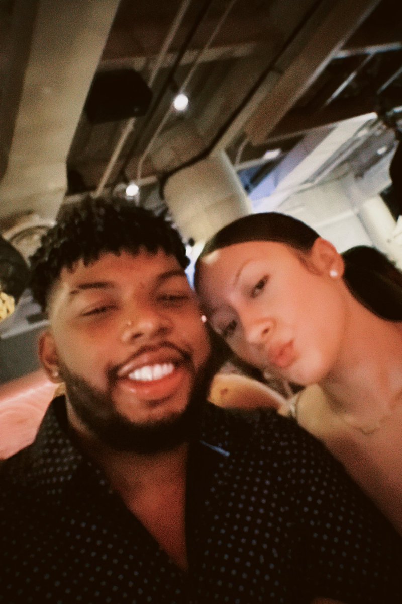 Dat_Dominican's tweet image. Con mi Reyna ❤️