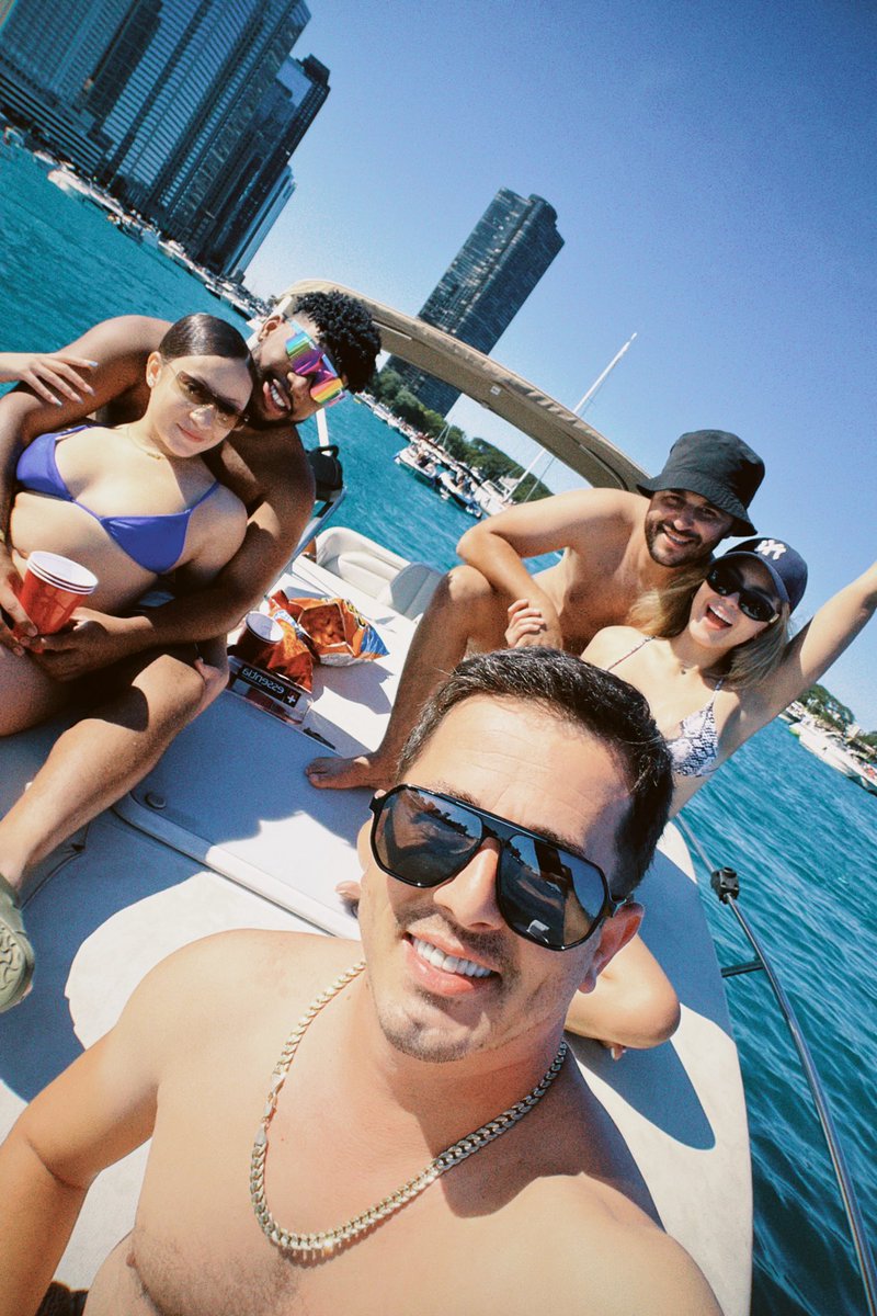 Dat_Dominican's tweet image. Con mi Reyna ❤️