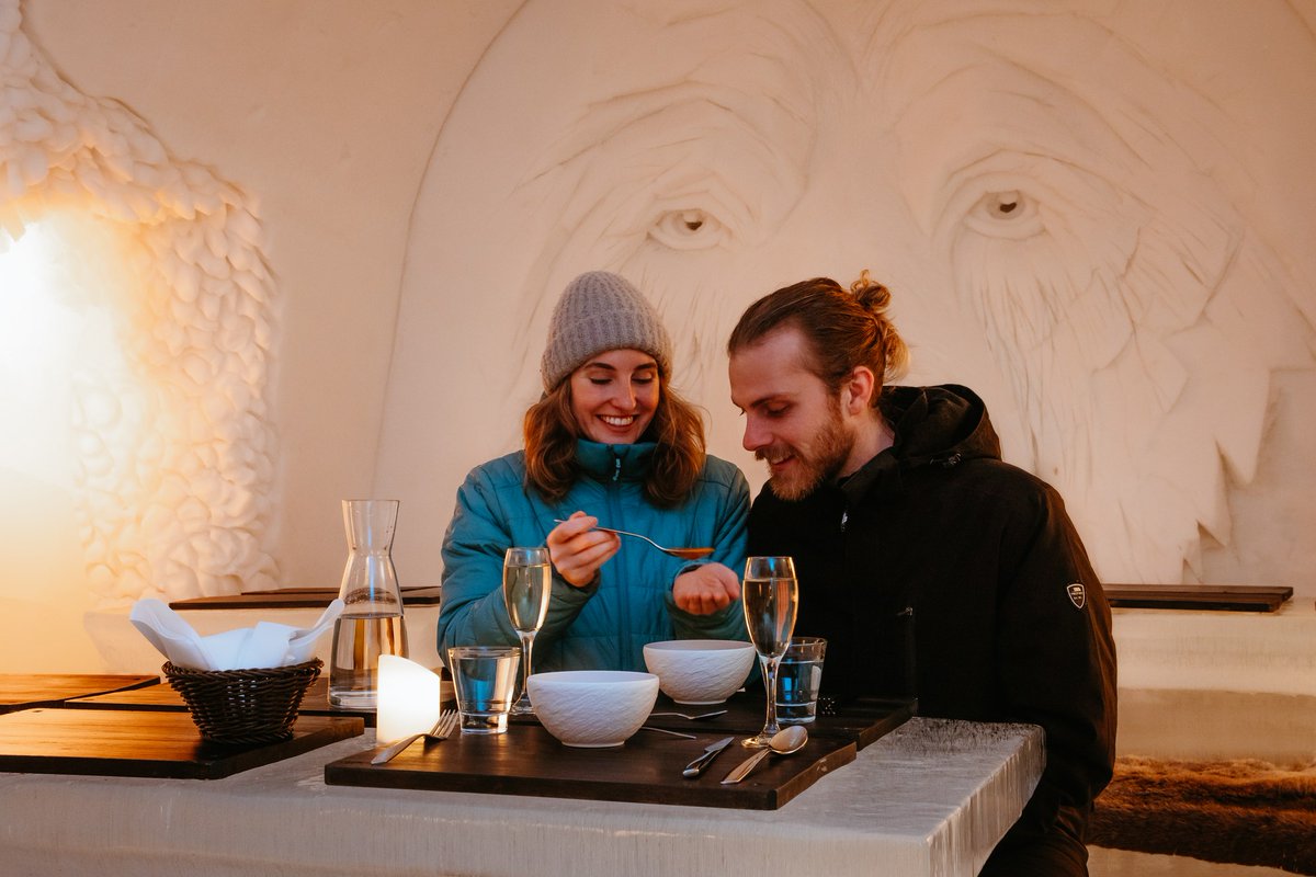 ArcticDirect's tweet photo. Dine the extraordinary way - dine in an ice restaurant! Take your loved one out for a dinner they will never forget!
#icerestaurant #diningexperience #arcticcircle #travel23 #arcticsnowhotel
Photo Credit: Arctic Snow Hotel https://t.co/LdlGZCXg0G