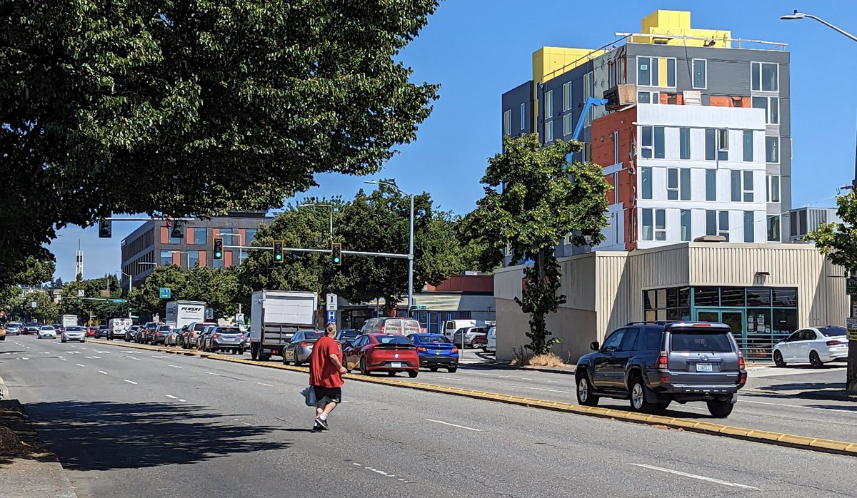BFGreenways's tweet photo. "I finally memorized the places I can cross 15th safely. Improving and expanding them would be extremely beneficial. I would love to freely walk around my neighborhood without having to worry about long detours or getting hit by a car." - Shannon R.
#repave15th #reconnectballard https://t.co/t0F021mrLc