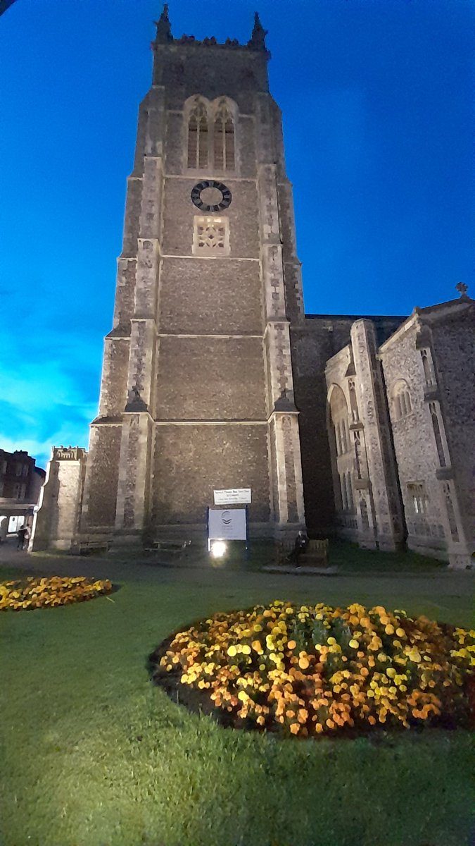 That's our #Summer2023 #Concerts wrapped up #singing in #NorthNorfolk's #Cromer Parish Church.
Huge thanks to our hosts and fabulous audience for their kind comments and donations to our #CharityOfTheYear for #2023, @Musical_Keys.
Our #SingingMen are now on a well-earned break!