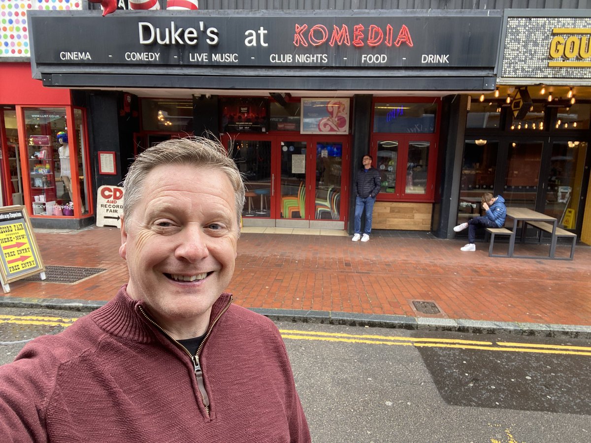 kdanielcomedy's tweet photo. Stood outside the famous @KomediaBrighton today, definitely on my bucket list of rooms to play. Keep working wee man #onegigatatime https://t.co/TsCpxq7jzg