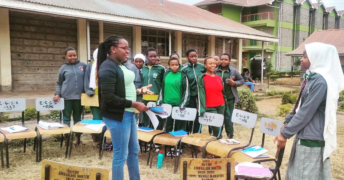 RotichStellah's tweet photo. How our Saturday mentorship session went at Embakasi Girls. Joined the girls for a vision boarding  lesson, I enjoyed getting to know them  and working together to imagine our future.
#mentorshipmatters
#visionboarding https://t.co/retwB5Uchr