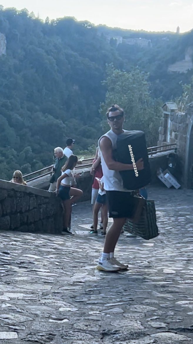 369gallery's tweet image. mds muito lindo