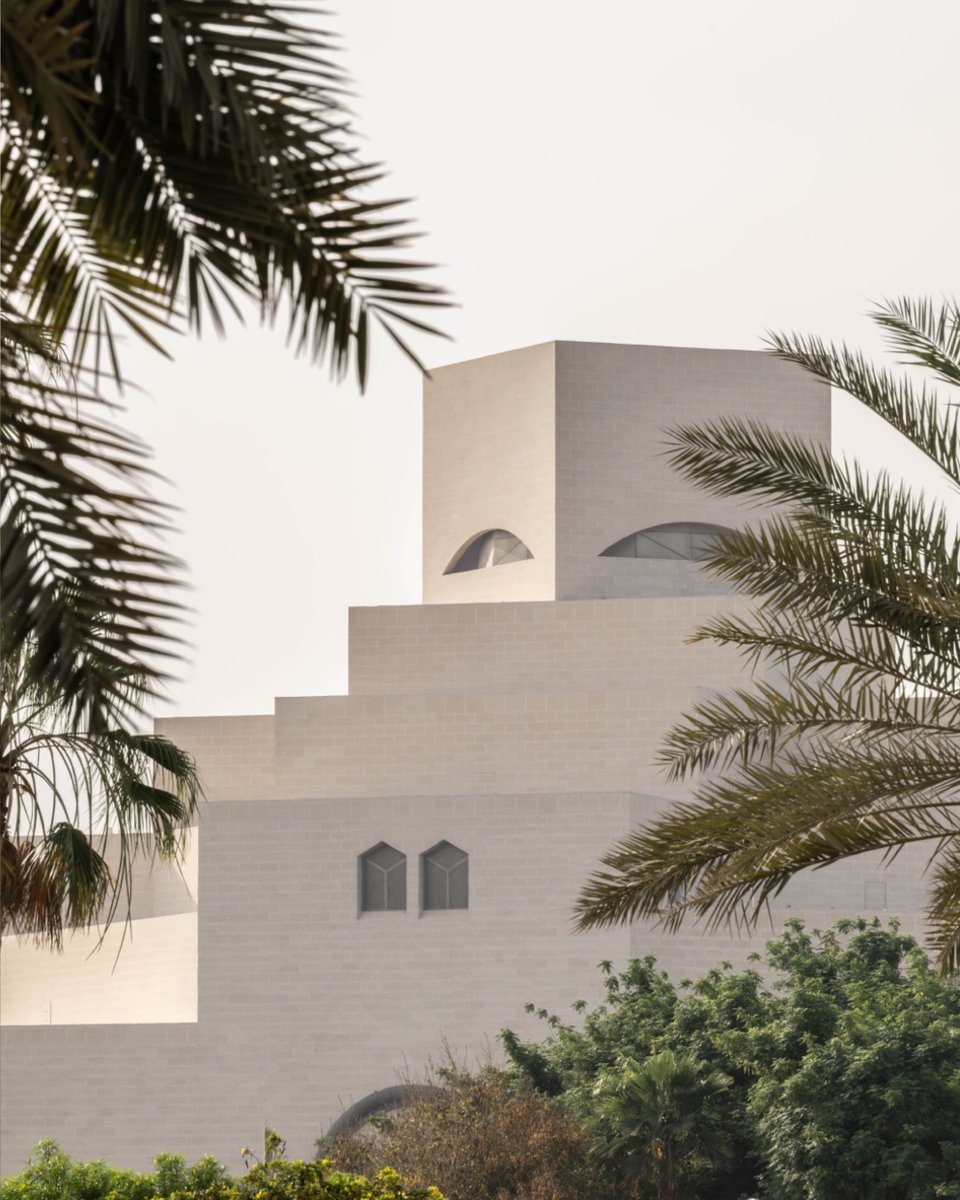 almayassahamad's tweet photo. كلي فخر بحصول متاحف قطر على جائزة التفاحة الخضراء للمباني الجميلة الدولية لسنة 2023 لثلاثة من مشاريعنا: متحف قطر الوطني، ومطافئ، ومتحف الفن الإسلامي! 

تعد هذه الجائزة اعتراف بالتزامنا بتصميم مبانٍ مستدامة ومبتكرة. https://t.co/nBM96Y9bGg