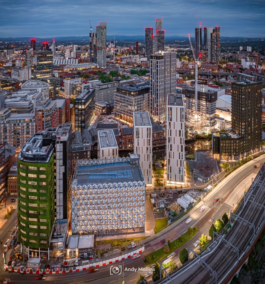 MancPictures's tweet photo. Manchester from Salford

📸 | @andymallins https://t.co/SdrDdxsLUI