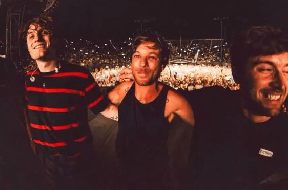 369gallery's tweet image. 🫶🏻🫶🏻🫶🏻🫶🏻