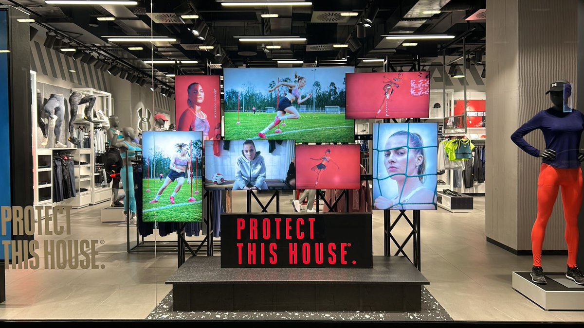 trendmecra's tweet photo. Under Armour https://t.co/NFFMxPb3Z0