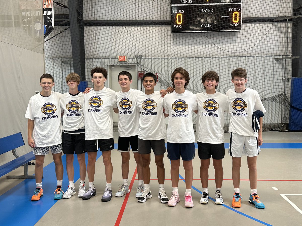 Congratulations to our GRAY Division (JV boys) CHAMPIONS: 

Medway-White (MA)